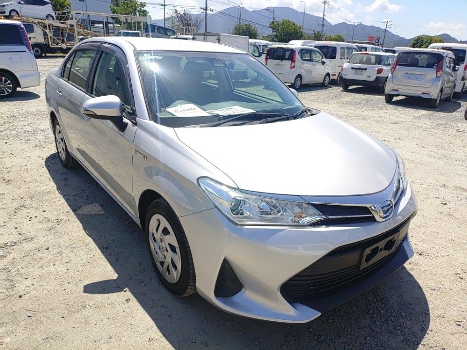 2019 Toyota カローラ アクシオ auction photo 4