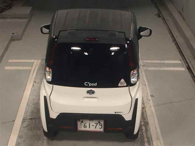 2022 Toyota C+pod G auction photo 7