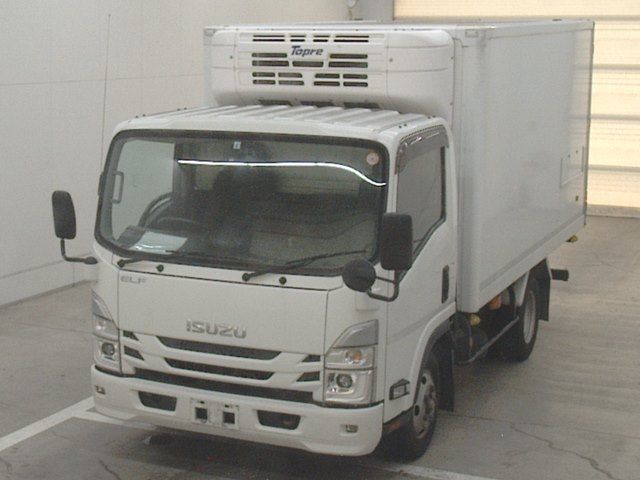 Japan Auction Vehicles 10 2021 Isuzu Elf Refrigerated and frozen trucks auction photo