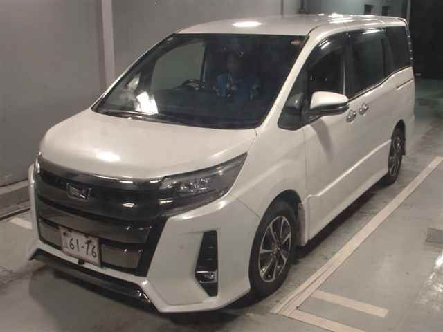 2019 Toyota Noah Si WxBII auction photo 4