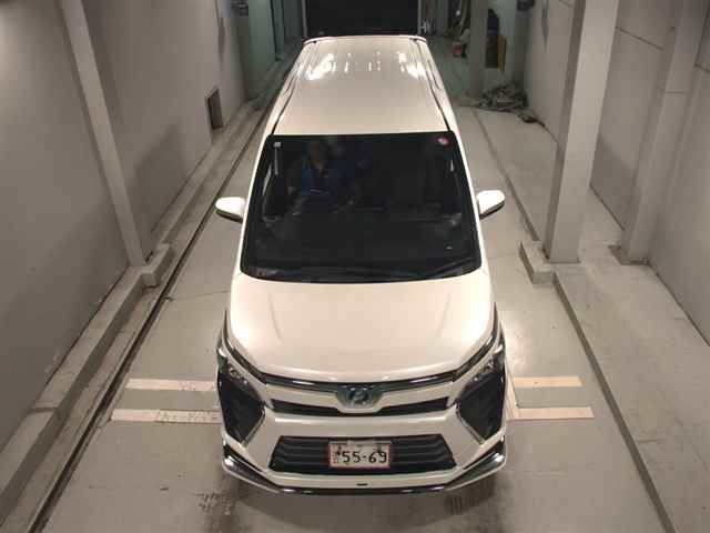 2017 Toyota Voxy ZS auction photo 6
