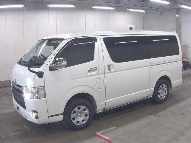 2019 Toyota Hiace L Super GL50TH 4WD auction photo 4