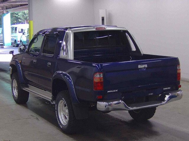 2003 Toyota Hilux WP Sports Pickup 4WD auction photo 2