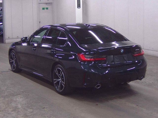 2024 BMW 3 Series 318I Mスポーツ auction photo 2