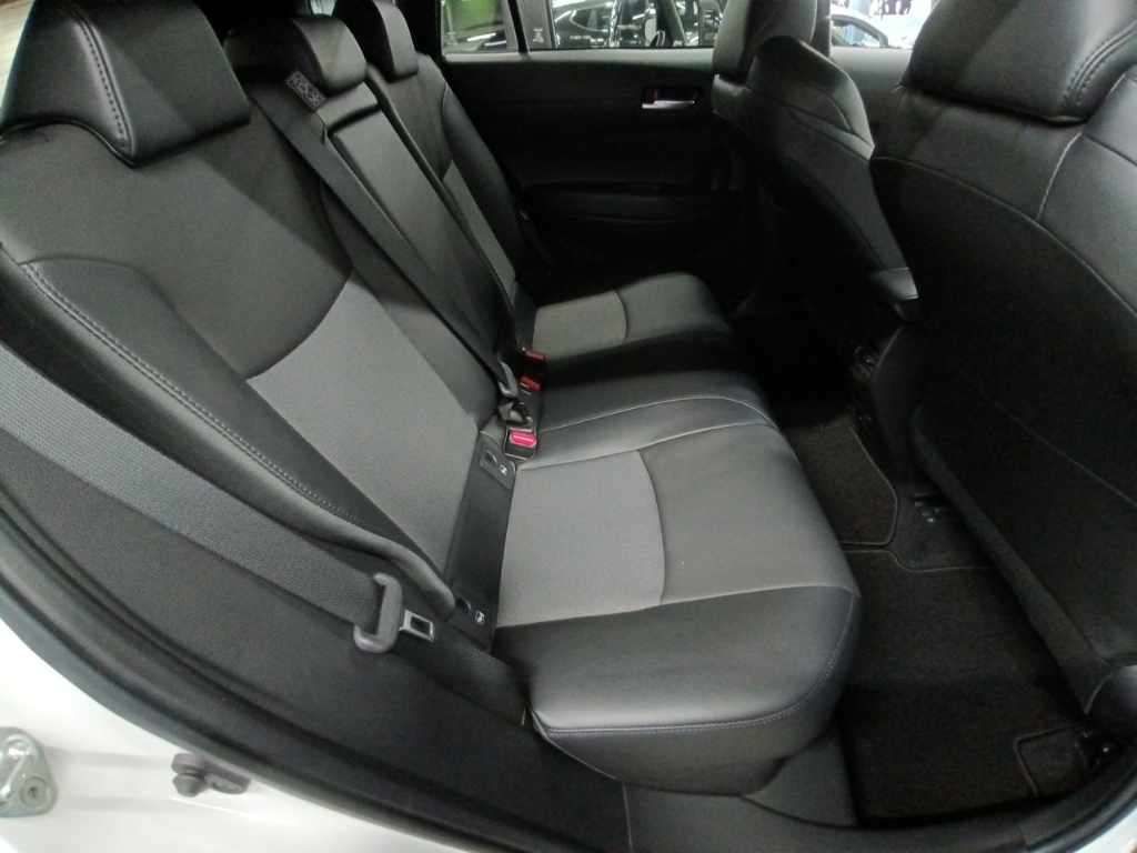 2023 Toyota Corolla Cross ハイブリッド Z auction photo 12