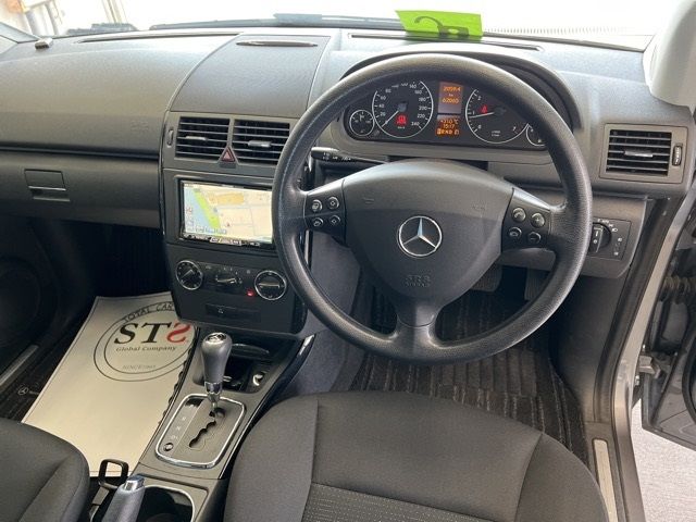 2011 Mercedes-Benz A180 auction photo 5
