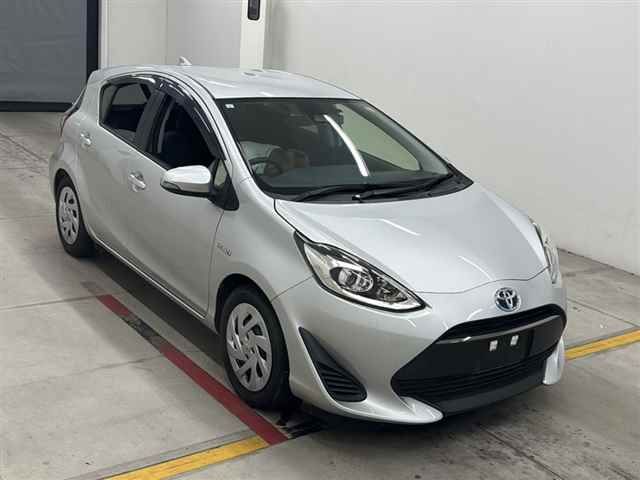 2019 Toyota Aqua S Japan auction vehicle