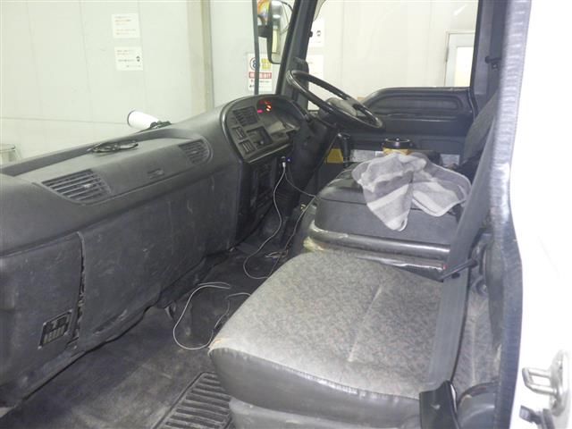2005 Isuzu Forward ダンプ auction photo 8