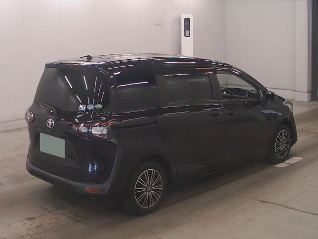 2018 Toyota Sienta G-Quero auction photo 5