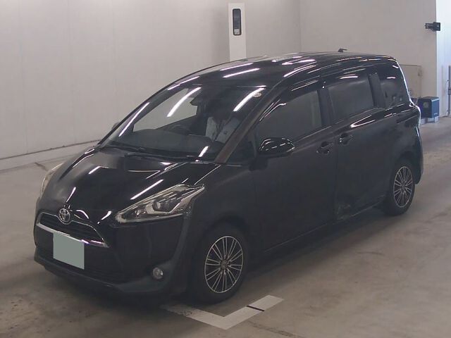 2018 Toyota Sienta G-Quero auction photo 4
