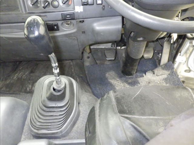 2012 Isuzu Forward クレーン付 auction photo 7