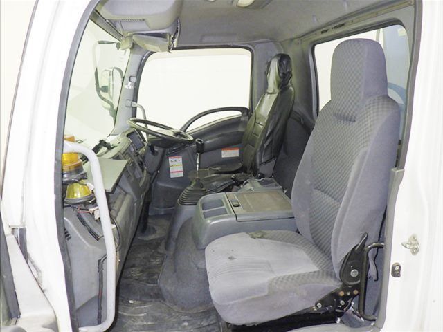 2012 Isuzu Forward クレーン付 auction photo 8