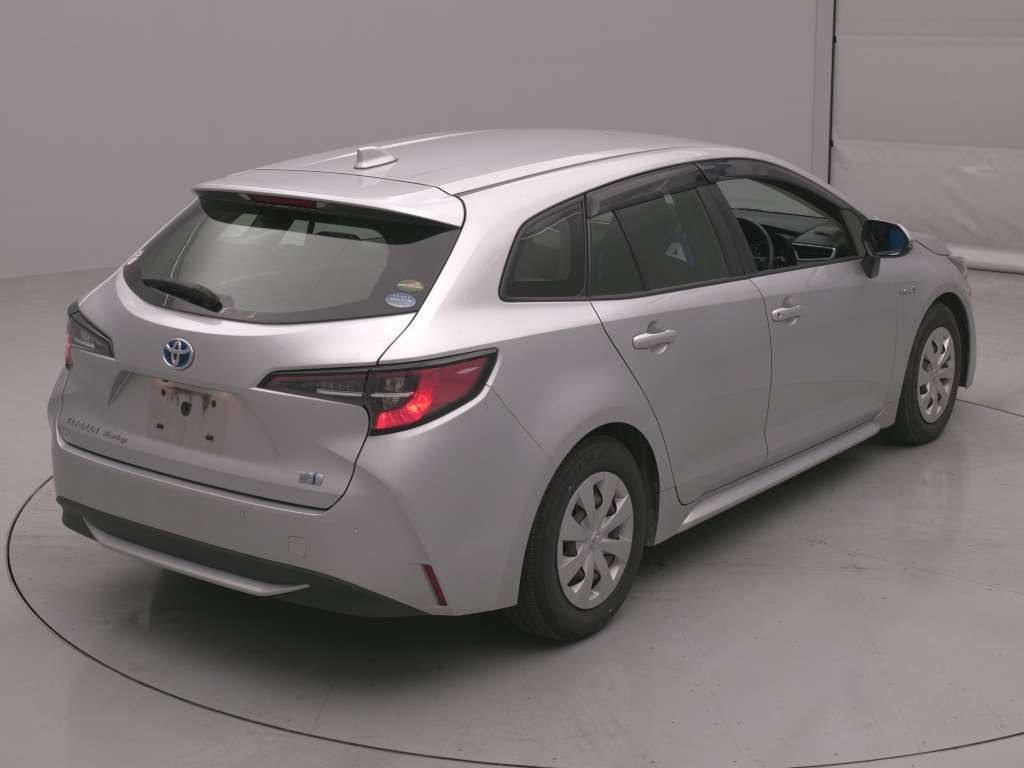 2020 Toyota Corolla Touring ハイブリッド G-X auction photo 2