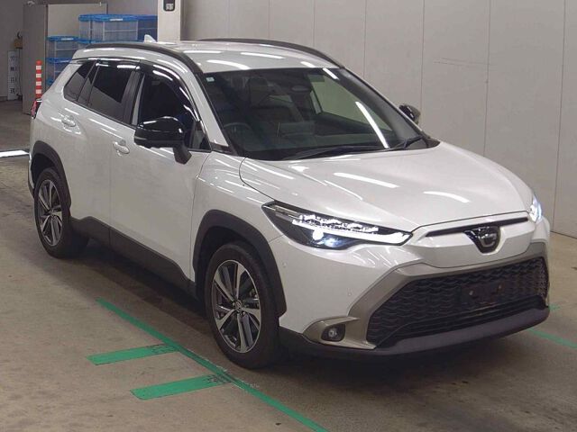 Japan Auction Vehicles 8 2024 Toyota Corolla Cross ハイブリッドZ auction photo