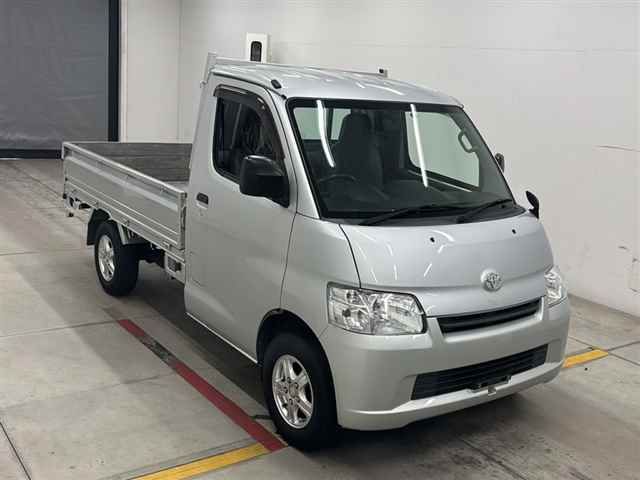 2018 Toyota LiteAce Truck DX X Ed Japan auction vehicle