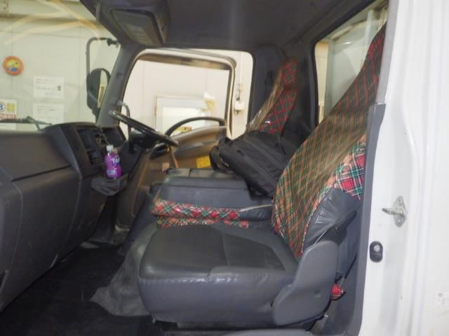 2007 Isuzu Forward dump auction photo 8