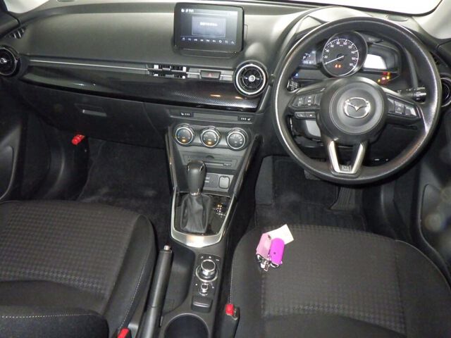 2019 Mazda Demio XD auction photo 3