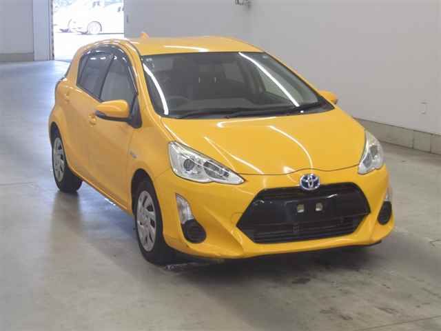 2015 Toyota Aqua S Japan auction vehicle