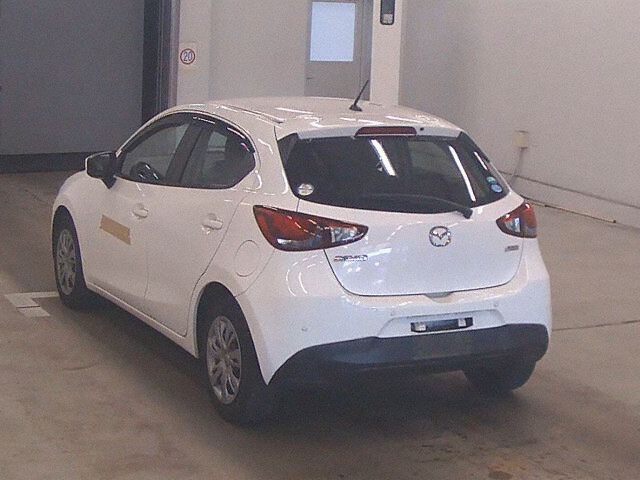 2018 Mazda Demio 13C auction photo 2