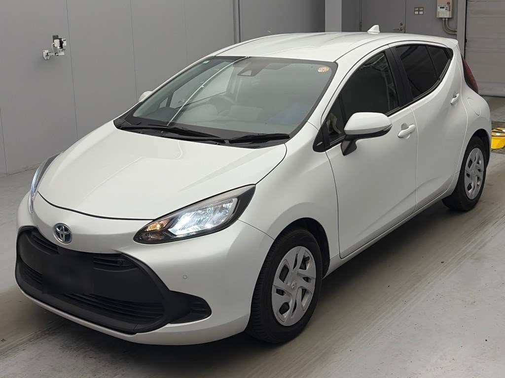 2021 Toyota Aqua X selected Japan auction vehicle
