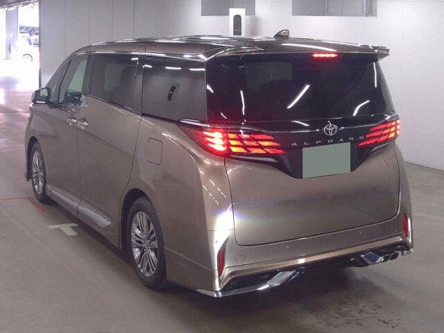 2025 Toyota Alphard Z auction photo 2