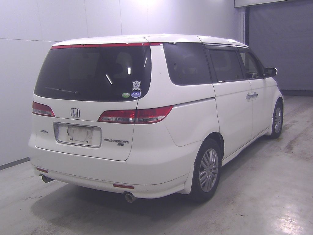 2005 Honda エリシオン 4WD VG 8人 auction photo 2