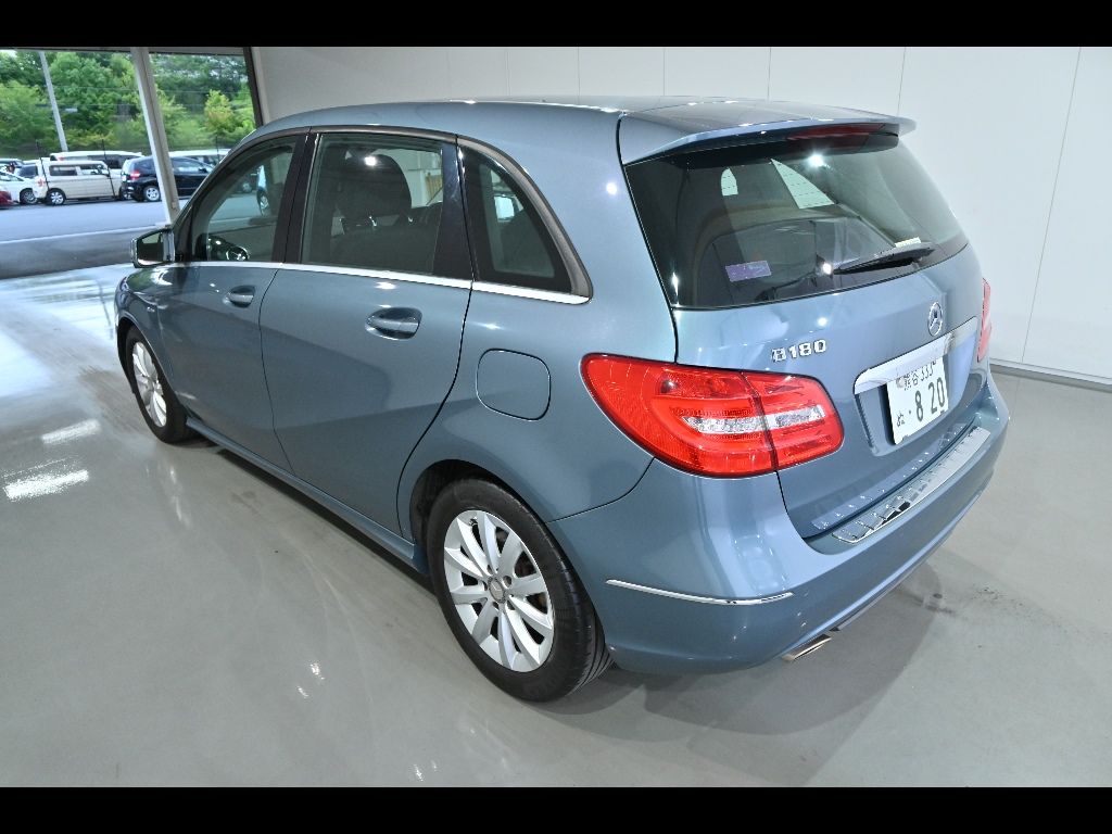 2012 Mercedes-Benz B-Class B180 BlueEFFICIENCY auction photo 5