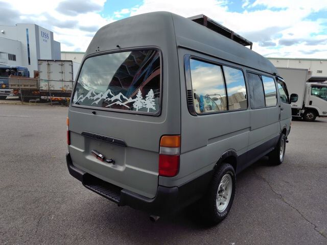 2002 Toyota Hiace Camping 4WD auction photo 5
