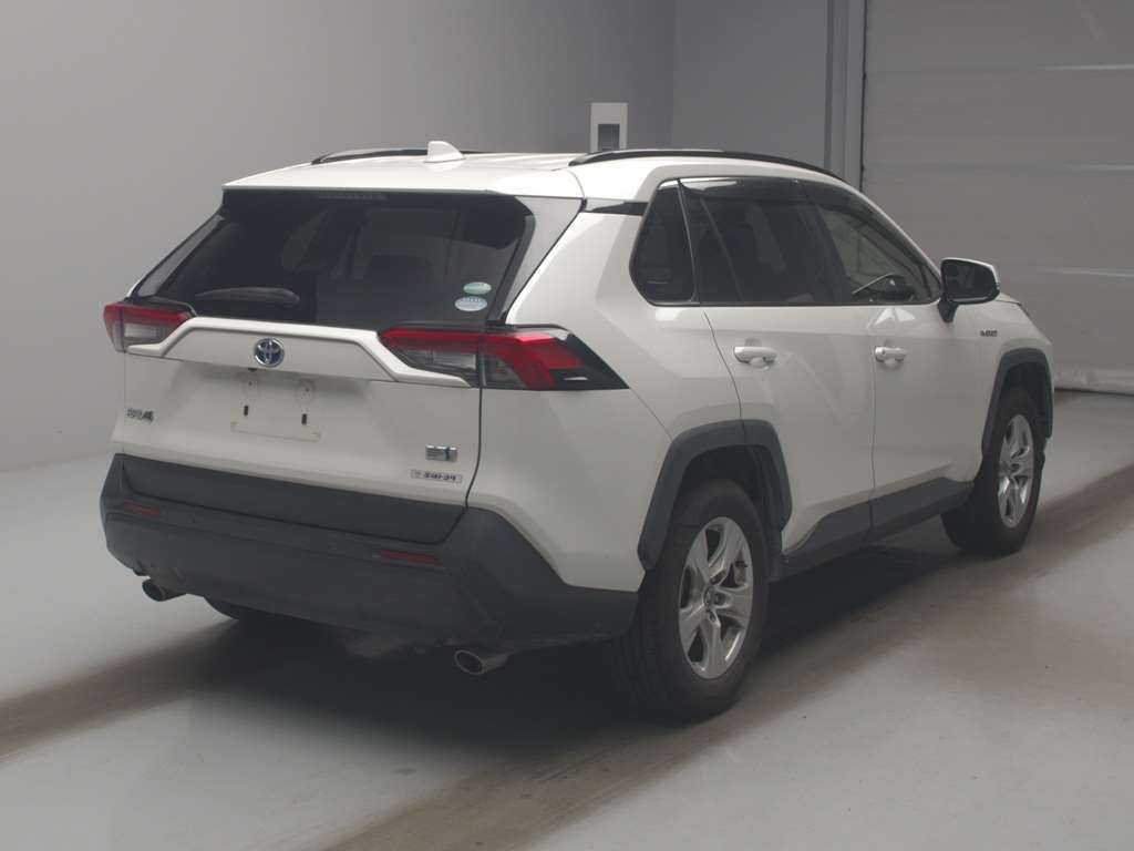 2020 Toyota RAV4 ハイブリッドX 4WD auction photo 2