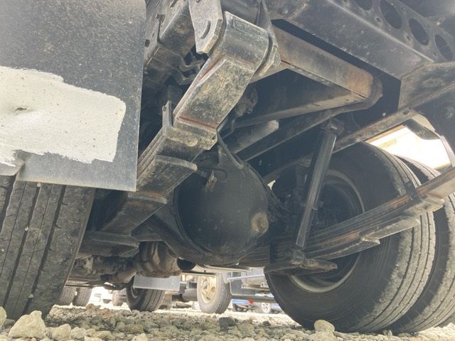 2018 Isuzu Elf dump auction photo 8