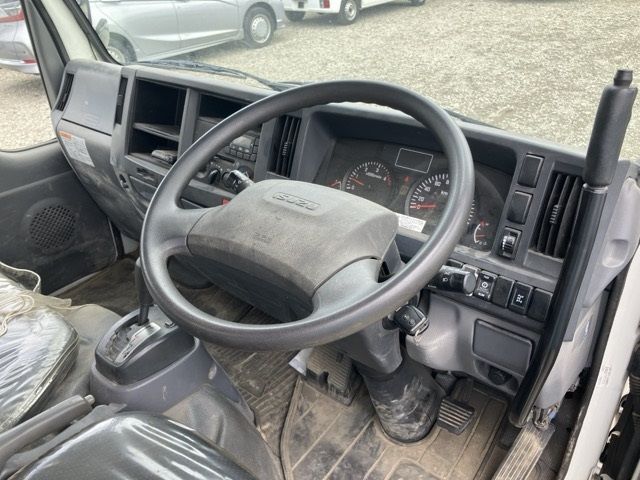 2018 Isuzu Elf dump auction photo 5