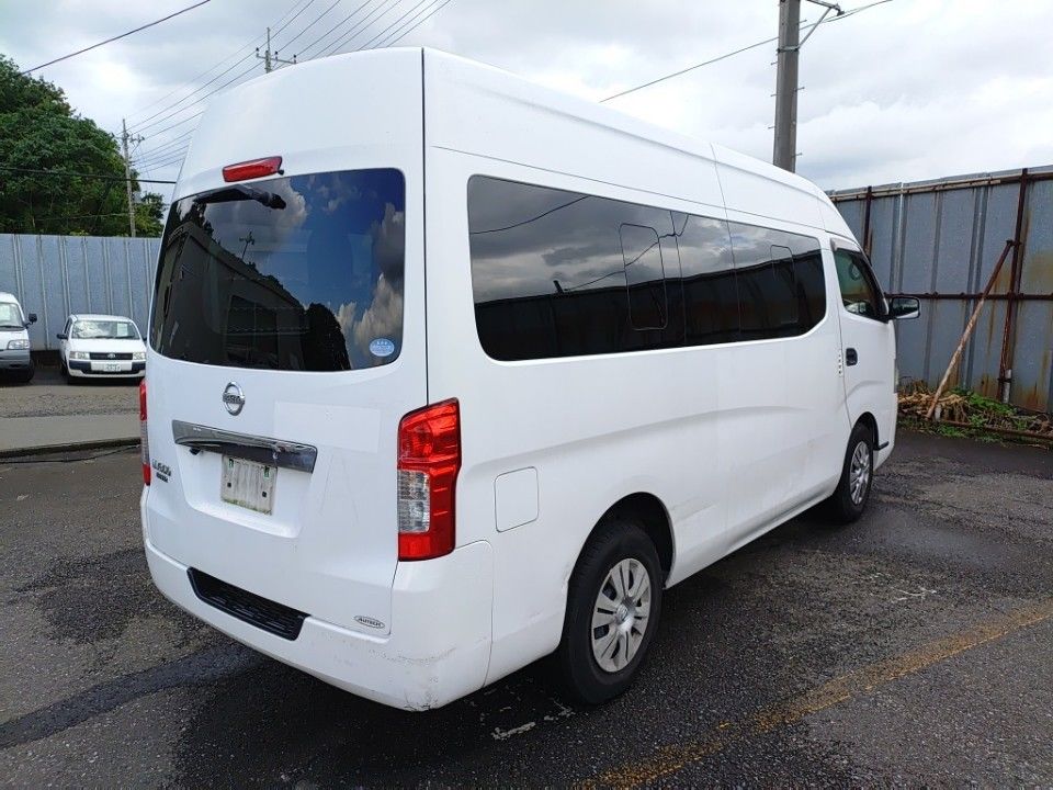 2014 Nissan NV350 Caravan auction photo 2
