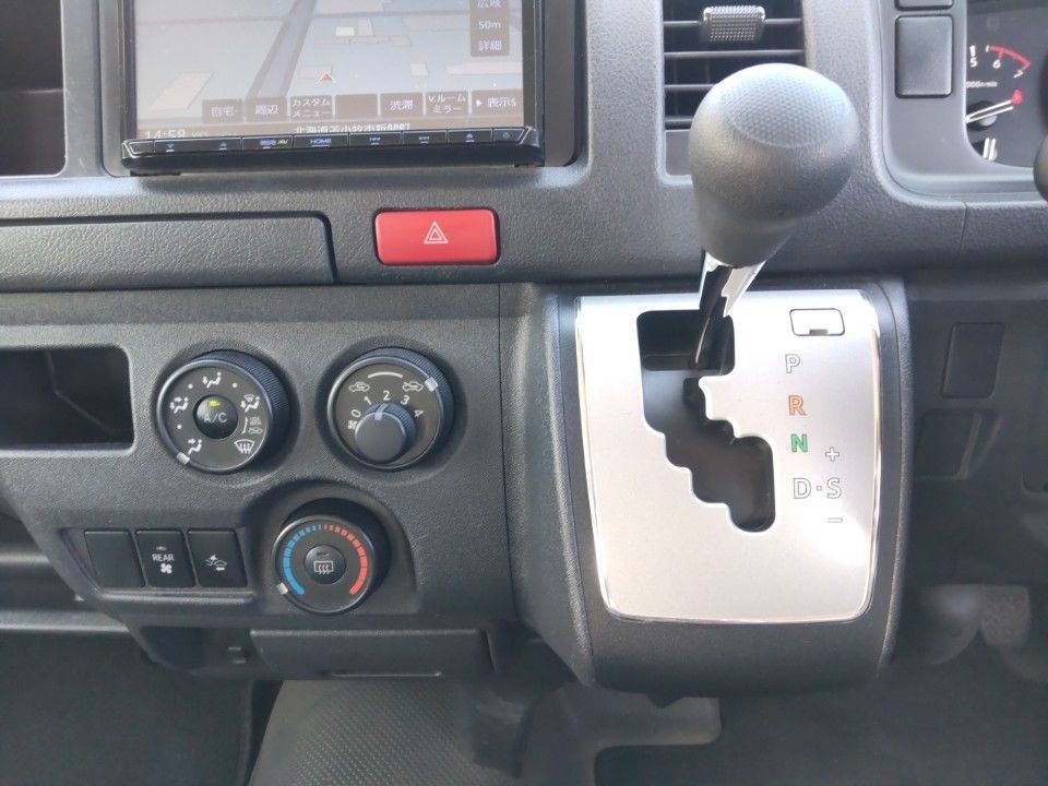 2021 Toyota ハイエース・ロング auction photo 12