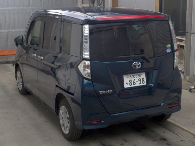 2020 Toyota Tank G-T auction photo 2