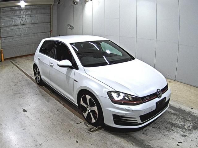 2014 Volkswagen ゴルフGTI ベースグレード Japan auction vehicle