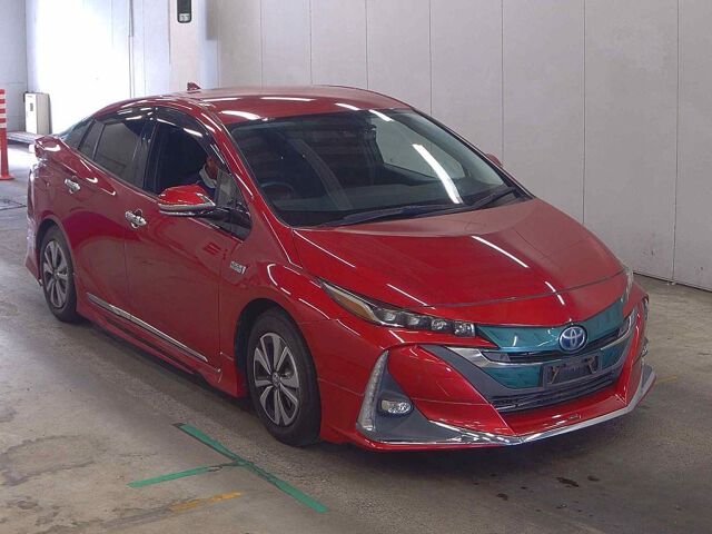 2017 Toyota Prius PHEV A Japan auction vehicle