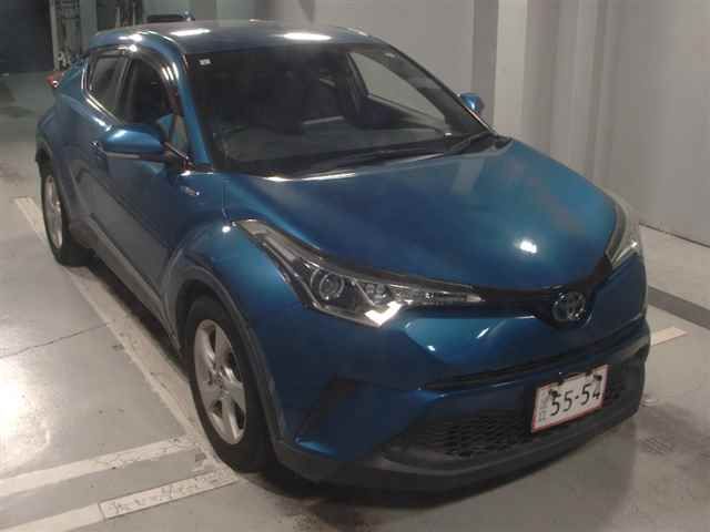 Japan Auction Vehicles 12 2017 Toyota C-HR S auction photo