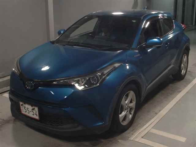 2017 Toyota C-HR S auction photo 4