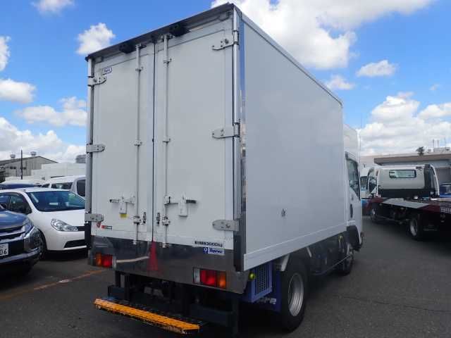 2020 Isuzu Elf 3.0t Frozen auction photo 2