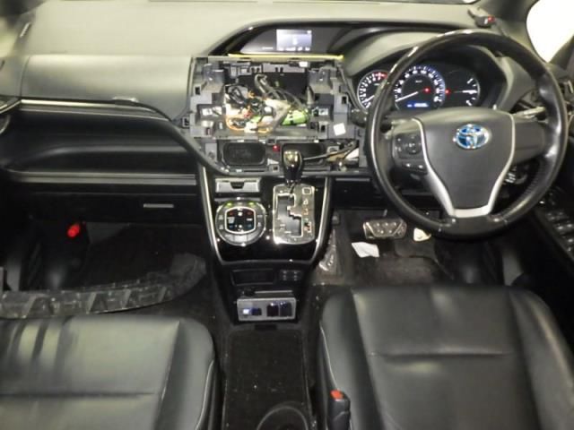 2015 Toyota Esquire Gi auction photo 3