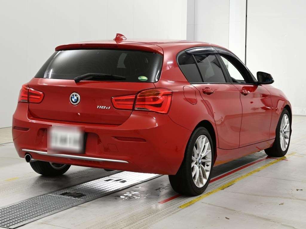 2019 BMW 1 Series 118d ファッショニスタ auction photo 2