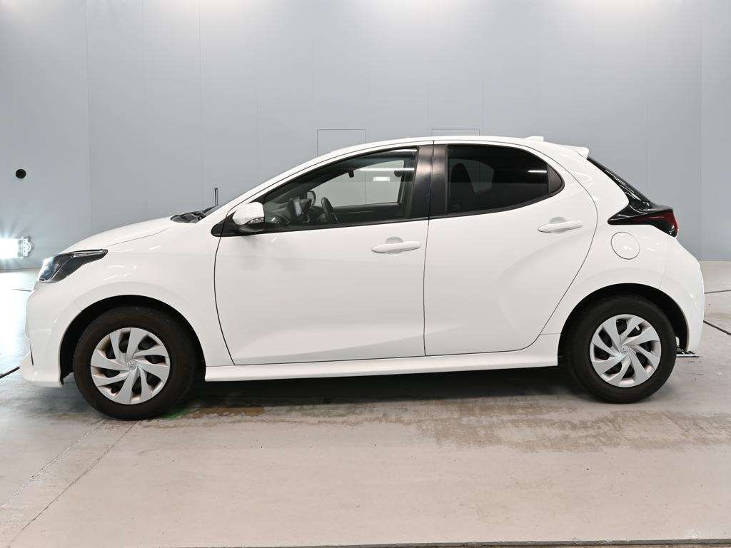 2021 Toyota Yaris X auction photo 4