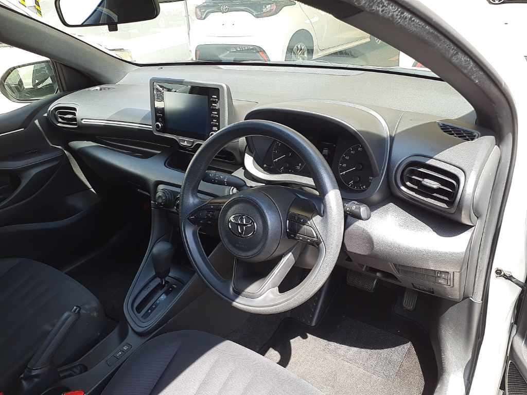 2021 Toyota Yaris X auction photo 9