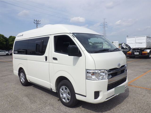 Japan Auction Vehicles 8 2025 Toyota Hiace Camping 4WD auction photo