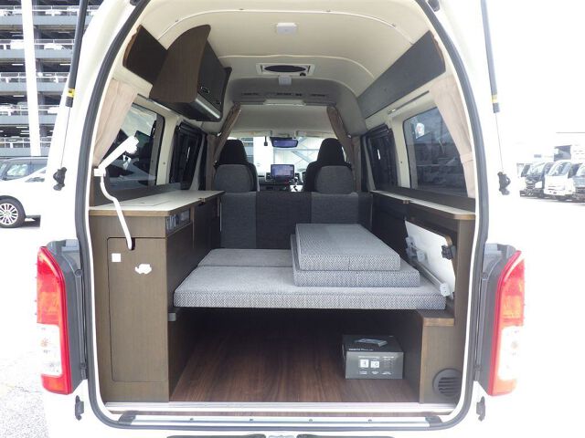 2025 Toyota Hiace Camping 4WD auction photo 3
