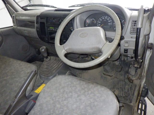 2009 Toyota Dyna ダンプ auction photo 3