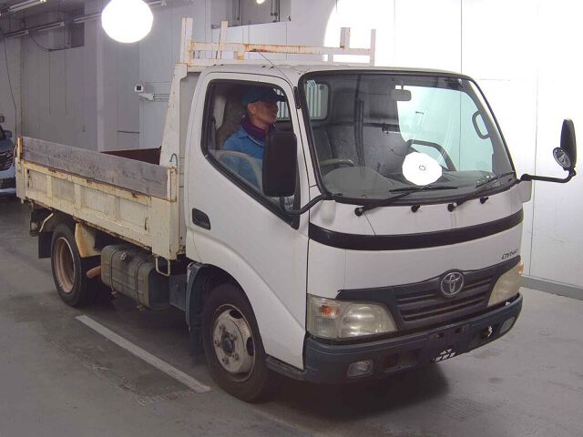 Japan Auction Vehicles 8 2009 Toyota Dyna ダンプ auction photo