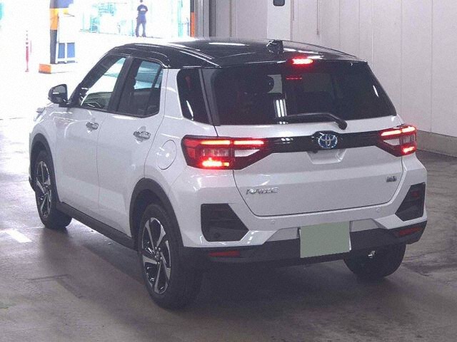 2026 Toyota Raize Hybrid Z auction photo 2