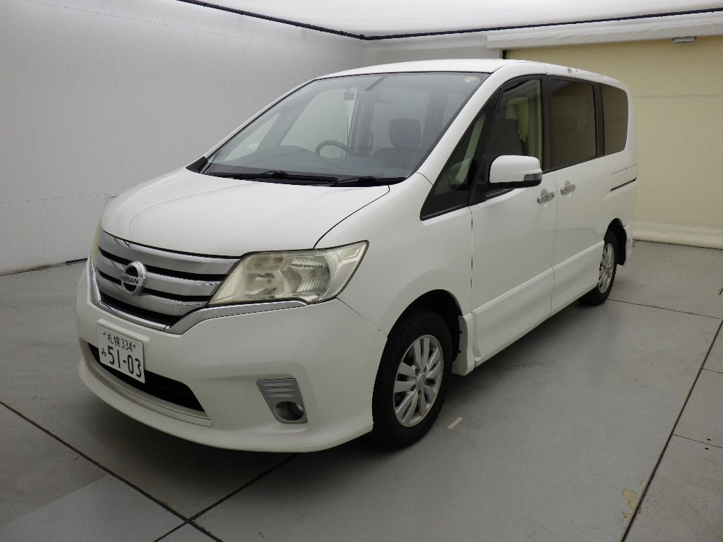 2012 Nissan Serena 4WD Highway Star V Selection auction photo 4