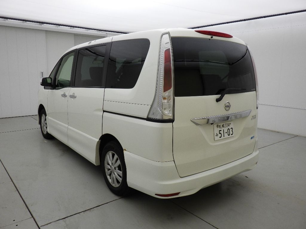 2012 Nissan Serena 4WD Highway Star V Selection auction photo 5